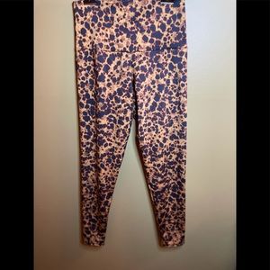 Onzie Flow Leopard Print Workout Pants